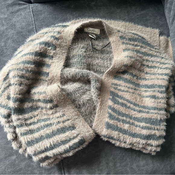 Jessica Simpson Striped Fuzzy Cardigan M NWOT - Picture 5 of 5